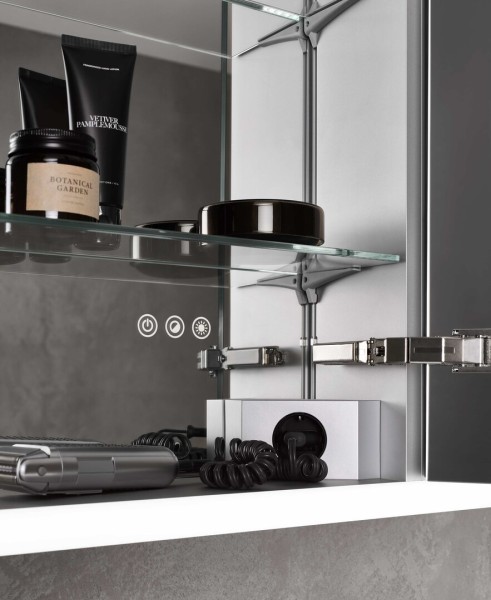 emco LED-Lichtspiegelschrank prime Facelift Aufputz, 2000 mm, 4-türig, IP 20 Rückwand weiß, 94970638