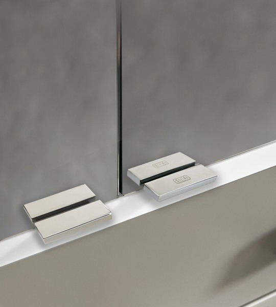 Schrankgriffe Prime chrom Paar mit Logo, 949700191