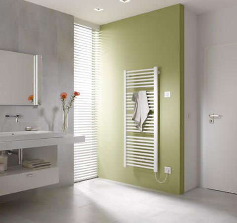 Kermi Badheizkörper Basic-E BH1448x35x899mm max.P1200,WEI,FKS re. WEI,Schuko,SK1, E0E101500902JXK